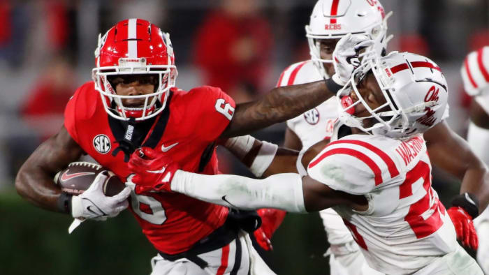 Dominic Lovett hauled in four catches for 77 yards in Georgia’s 52–17 win over Ole Miss.